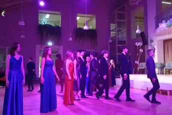 Studniówki na Łotwie