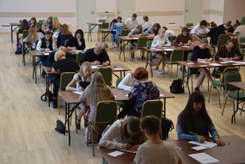Pierwsze hybrydowe Dyktando Polskie na Łotwie
